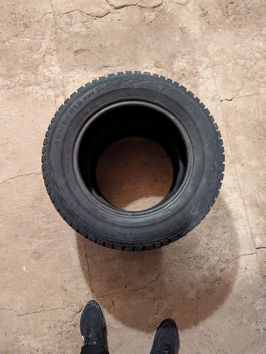 Зимняя резина 2 штуки Nokian