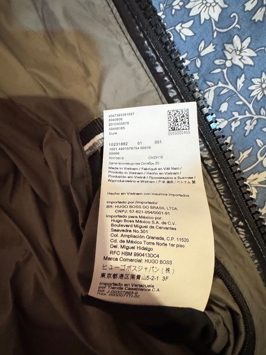 Geaca de iarna HUGO BOSS originala 100%