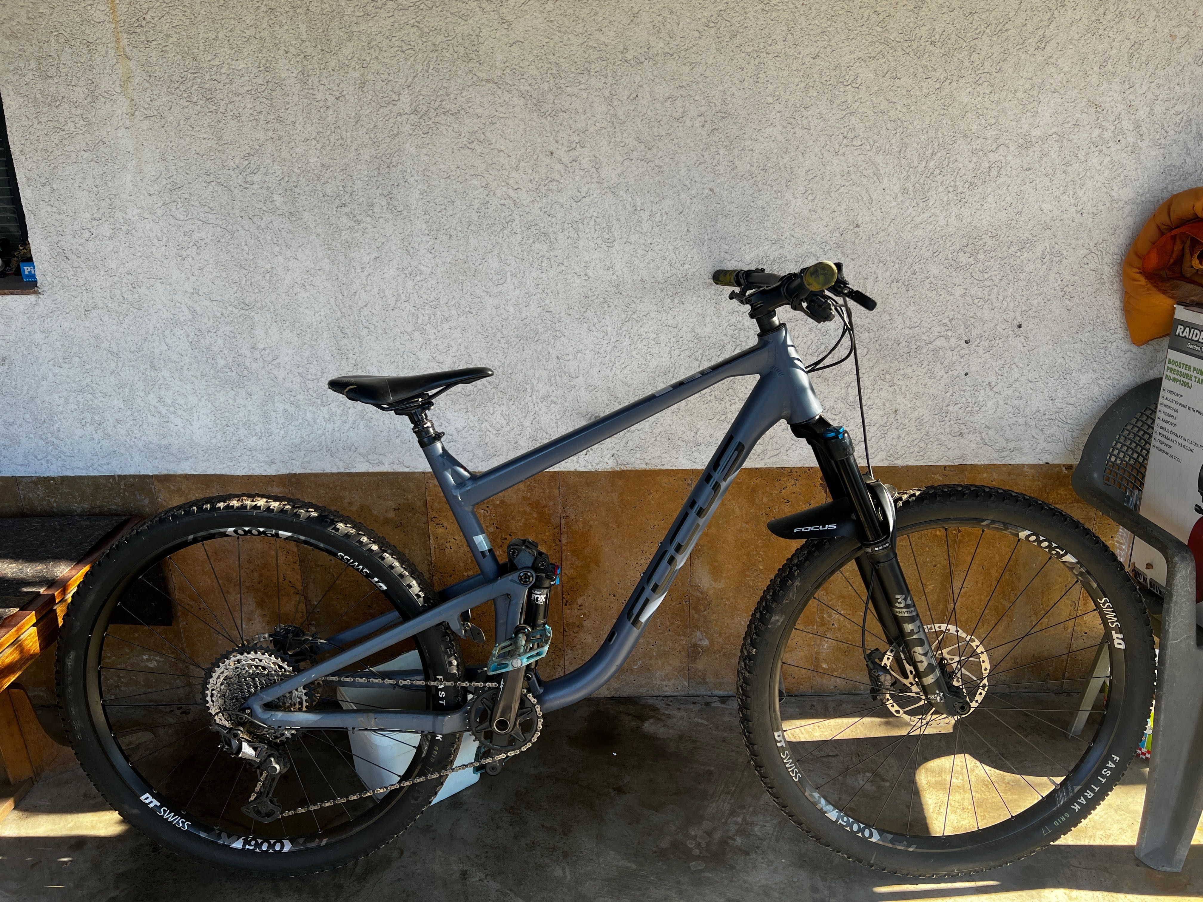 Focus Jam 29 full Fox L-size