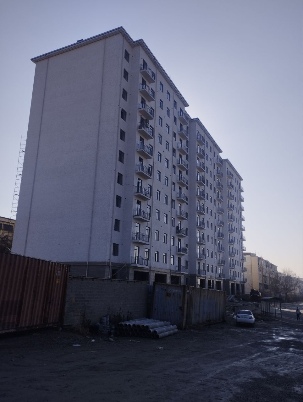 Продаю 2x комнатую квартиру,срочно! На Юнусобаде