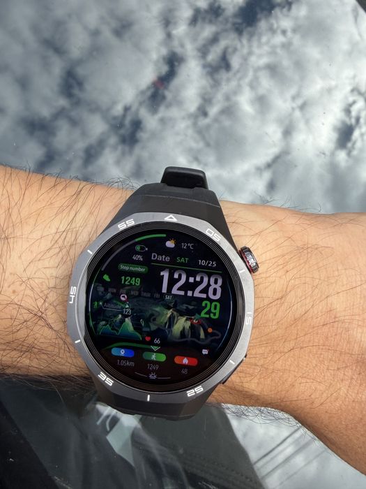 Huawei GT 5 PRO ca nou (garantie pana in Oct-26)