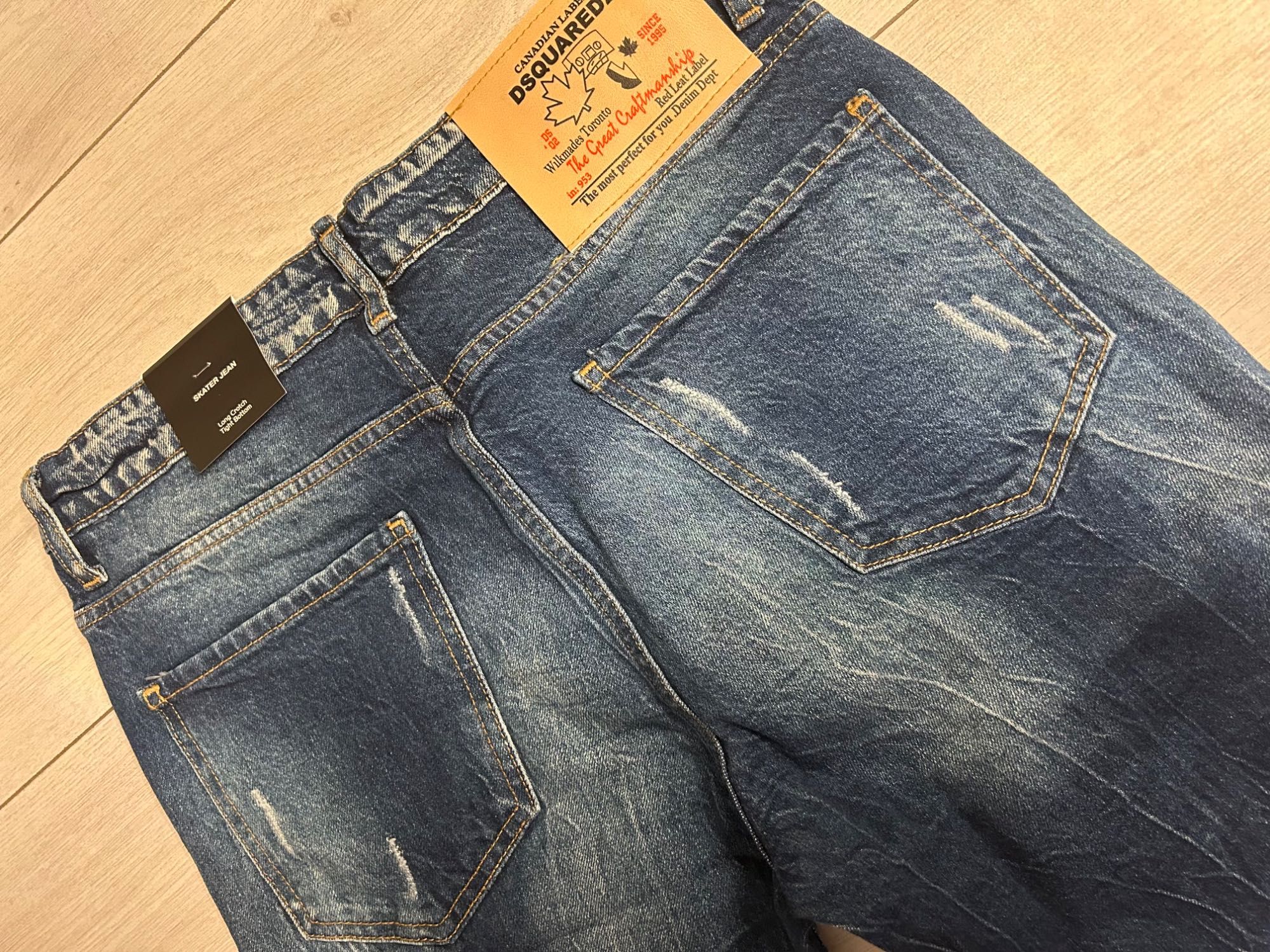 Blugi scurți Dsquared 2 albaștri new collection 2025