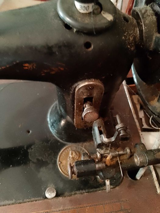 Masina de cusut originala, Victoria, an 1900