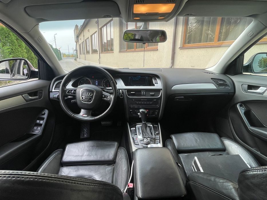 Audi A4 B8 2.0TDI Euro 5 // Automat // S Line // Proprietar