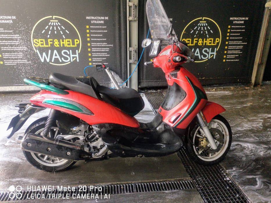 Piaggio Beverly 500