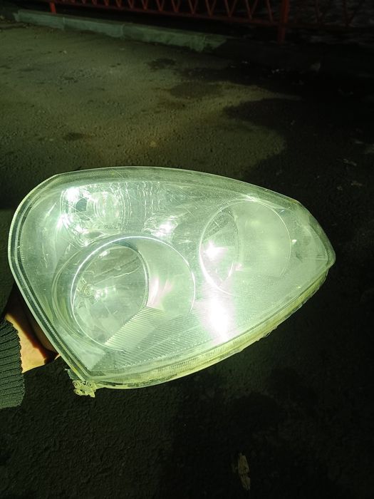 Фары приора 1 продам