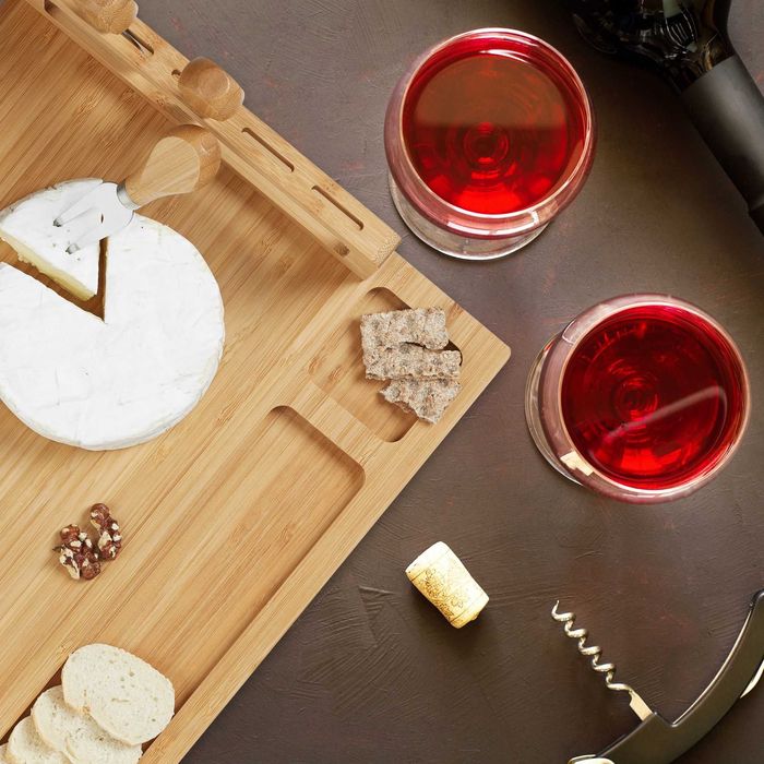 Set servire aperitive si branzeturi din bambus cu 4 tacamuri 35x28 cm