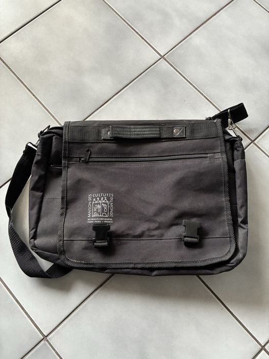 Чанти за лаптопи