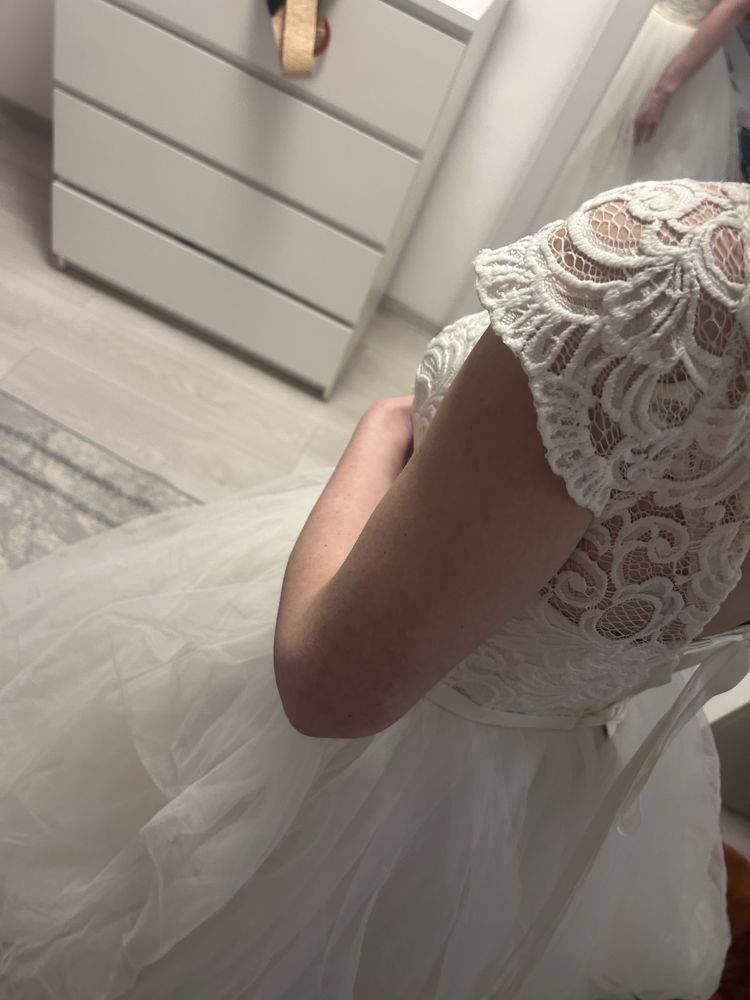 Rochie de mireasa noua  masura s-m