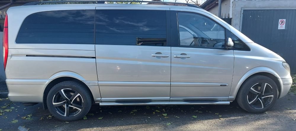 De vanzare mercedes viano motor 2.2 cutie automata  interior piele