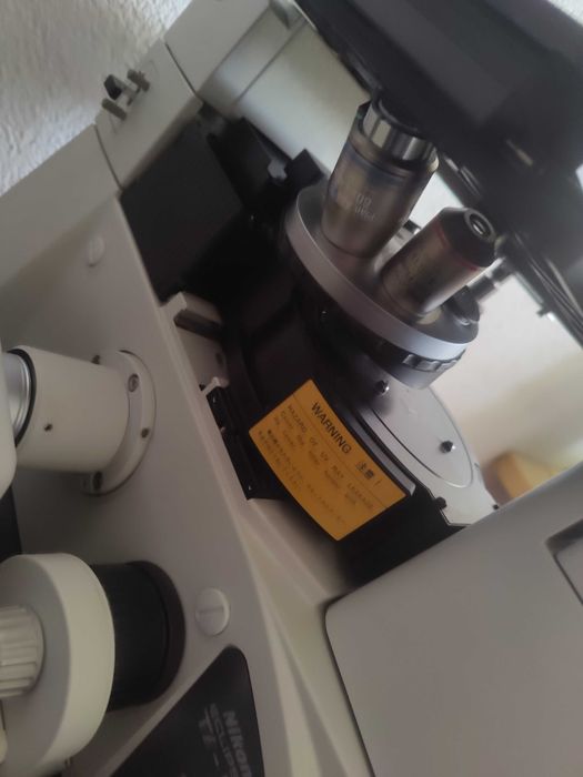 Microscop profesional Nikon Eclipse Ți-U inverted