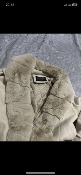 Trench cu blanita detasabila