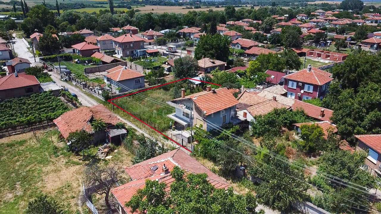 Продава се Къща в с. Златовръх, Област Пловдив - 126 кв.м за 810 €/кв.м - Снимка #1