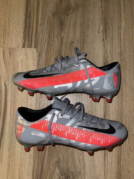 Ghete fotbal nike mercurial