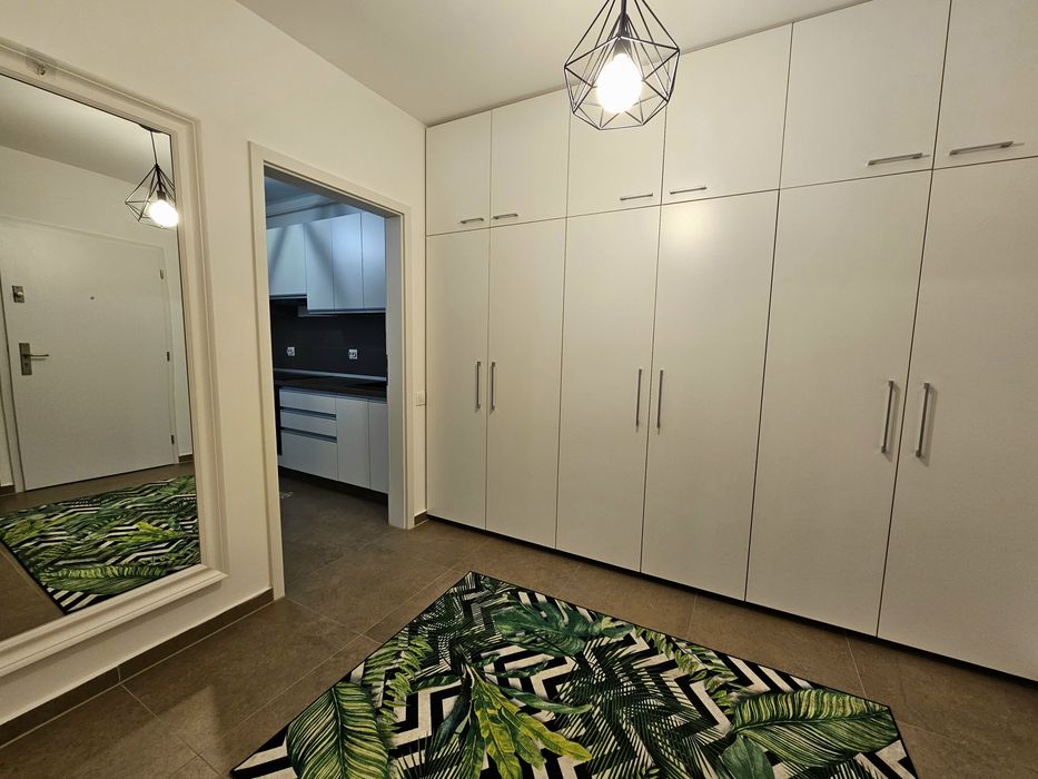 Garsoniera Coresi Qualis 2 De Inchiriat