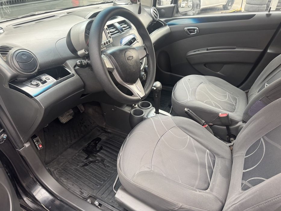 Спарк 2012 йил, автомат, метан газ урнатилган