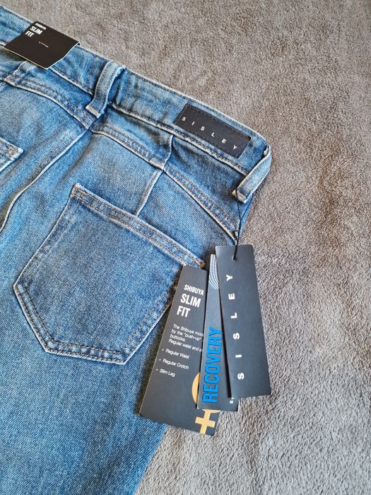 Дънки SISLAY Нови