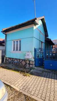 Casa plus teren de vanzare,553mp,Savadisla,str principala,20km Cluj N.