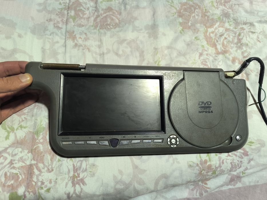 Manitor monitor idealni sasteyanada aybi yuq