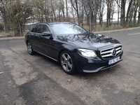 Mercedes-Benz E Mercedes E220 4matic 9G-TRONIC