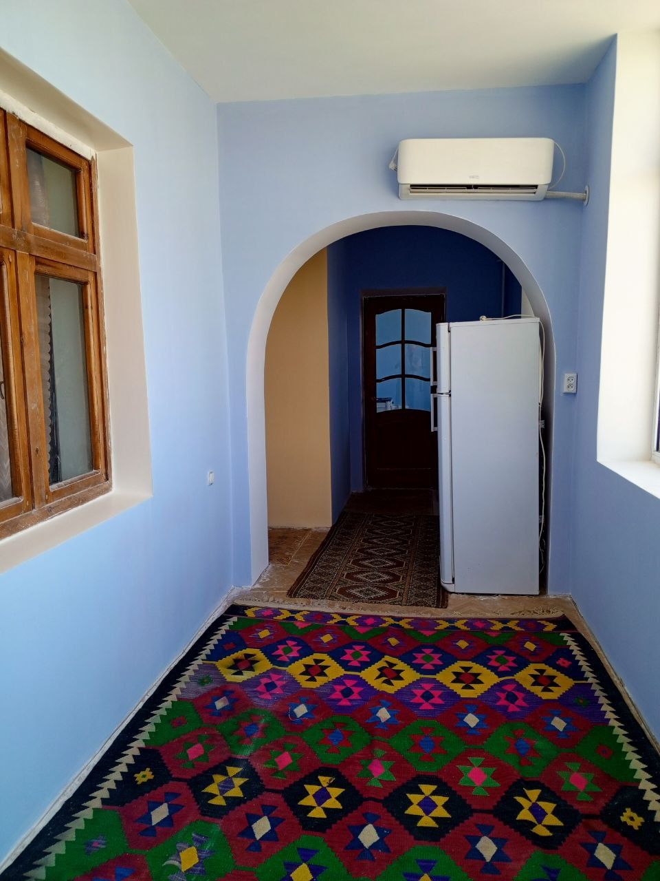 2xonali 3-etaj kv ijara 6-mikrorayon