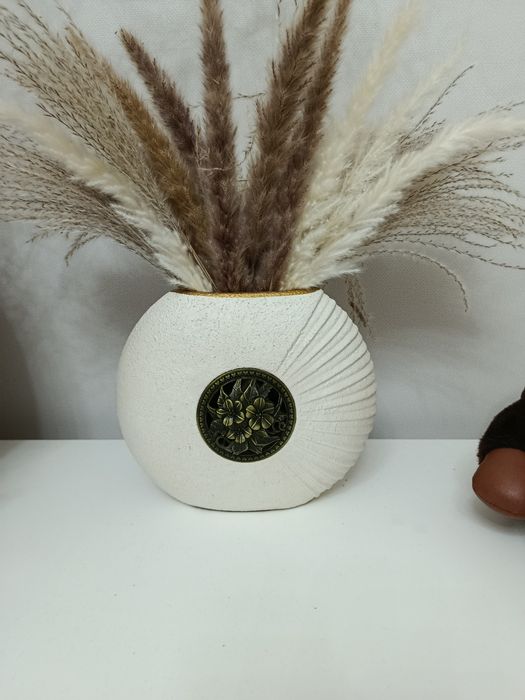 Вазы в комплекте