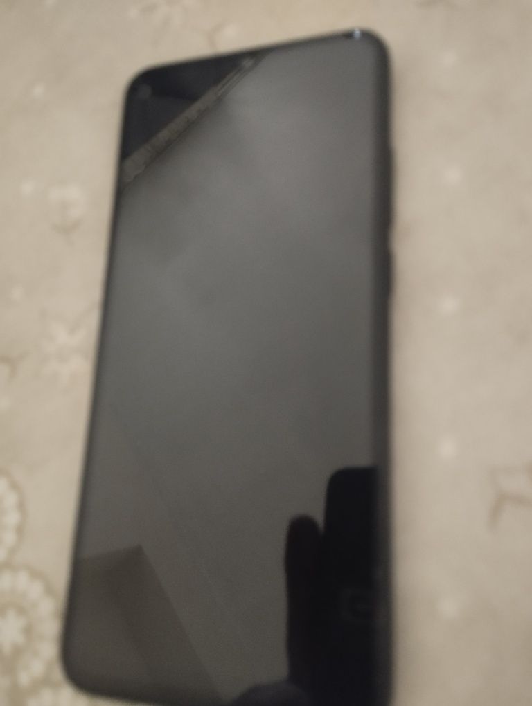 Redmi A2+ sotiladi