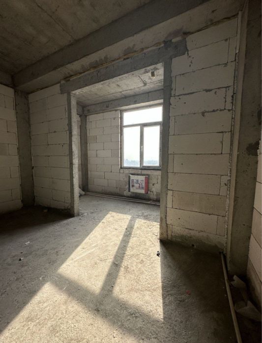 Срочно кв Жк “Parkent Plaza”  2/11/14 76м2 коробка