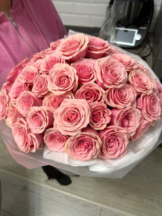 Продам букет из 61 розы