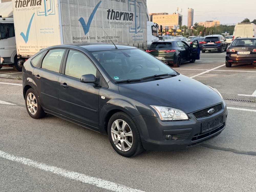 Ford focus mk2 1.6 benzina +gpl
