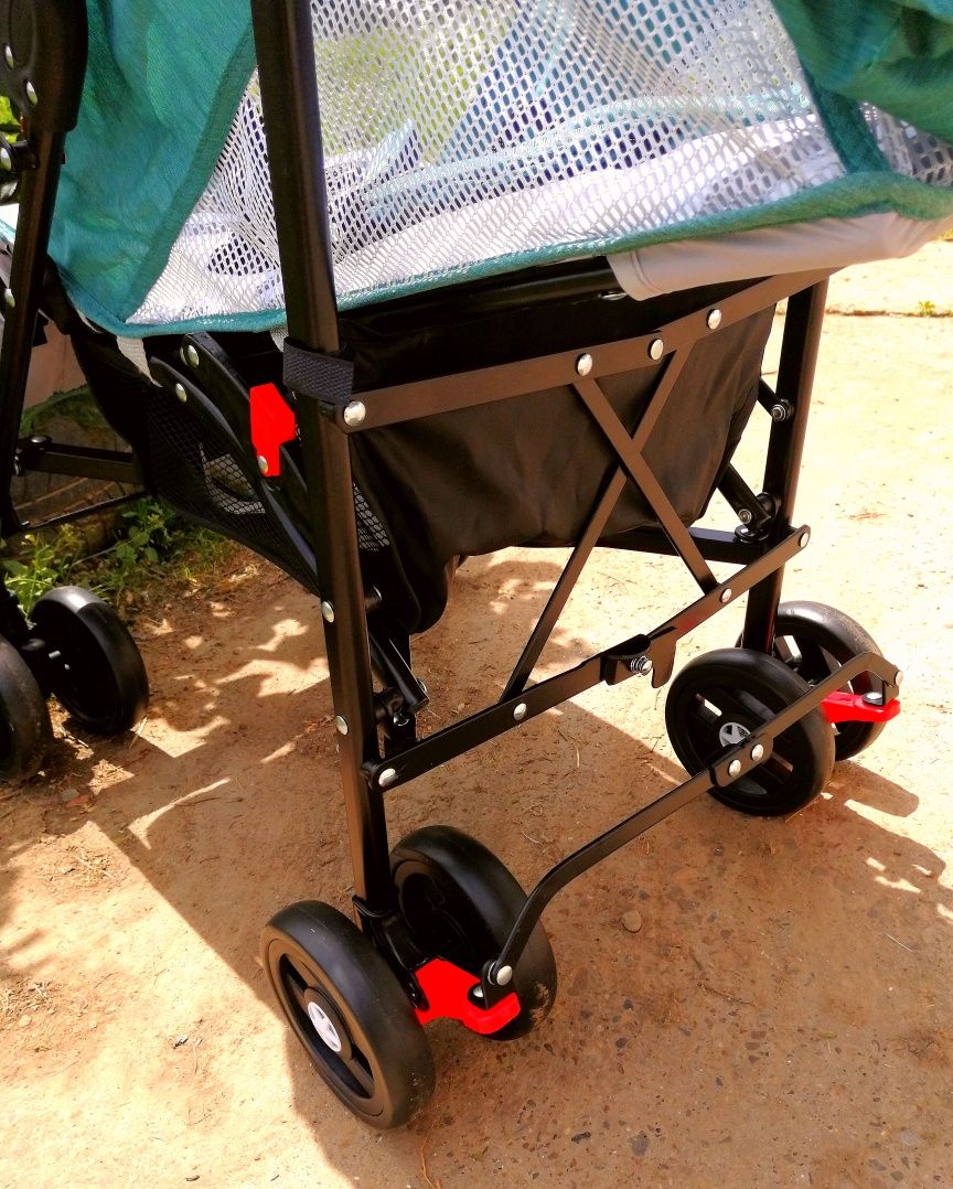 Cărucior copii Zebra/pliabil/spătar 4 trepte inclusiv somn/max: 30 kg