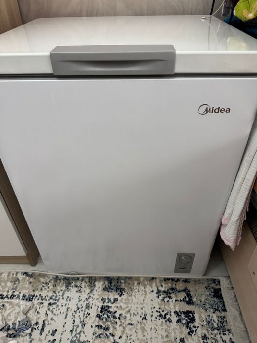 Продам морозильник