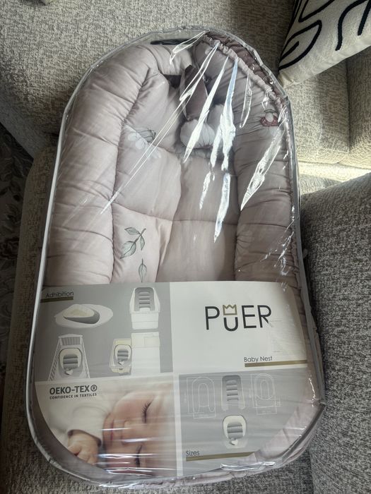 Vând Baby Nest foarte putin folosit