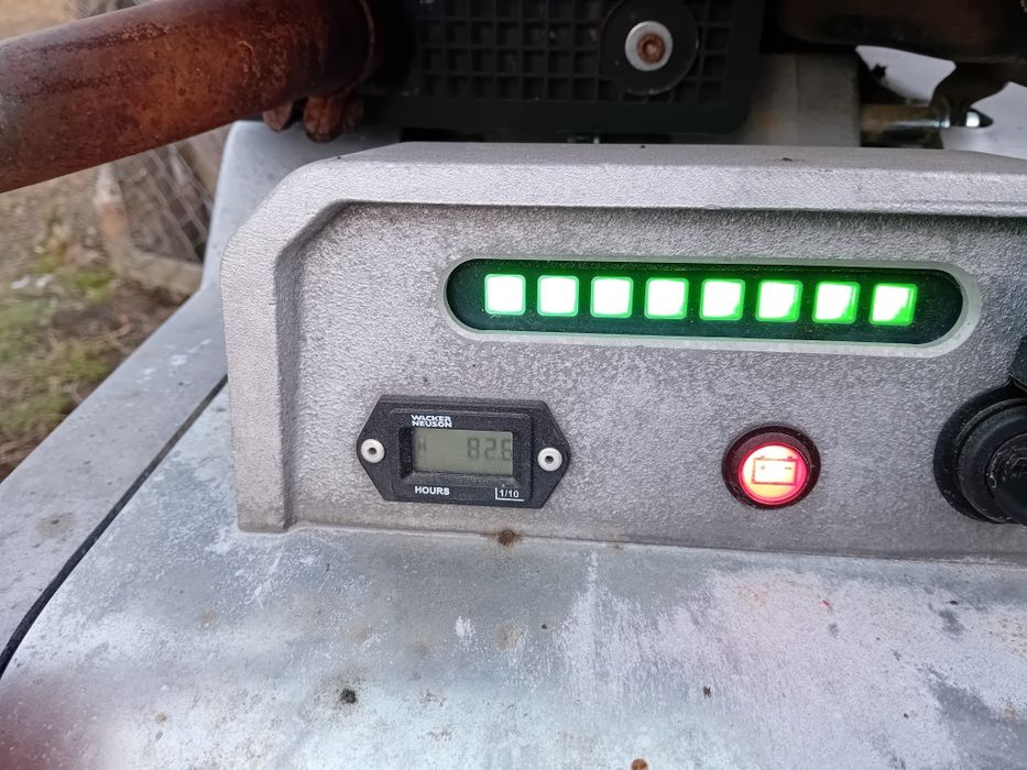 Vand talpa compactoare diesel de 430kg din 2022