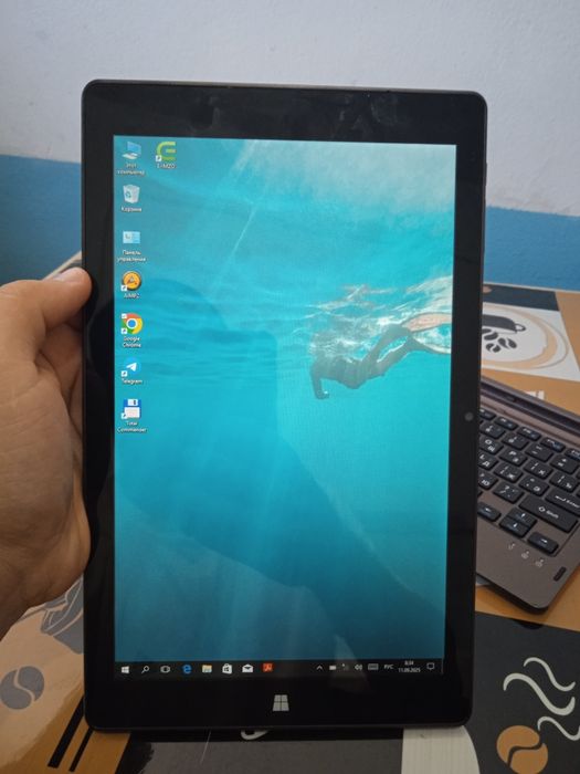Pertigio planshet noutbook sotiladi