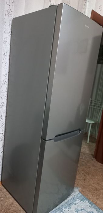 Продаёться холодильник Candy