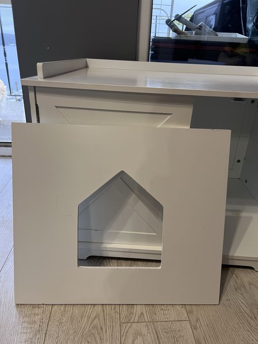 Шкаф 85/55/60 пригоден за котешка тоалетна