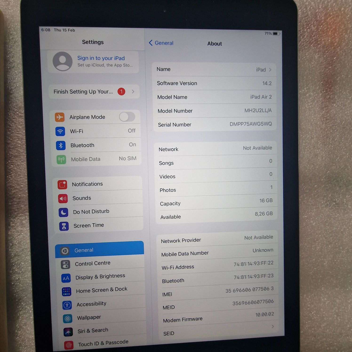 IPad air 2 16gb  A1567 4G