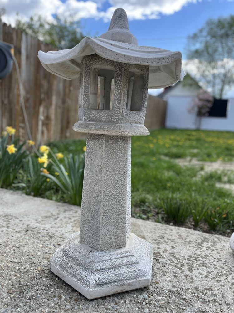 Decoratiune gradina - beton