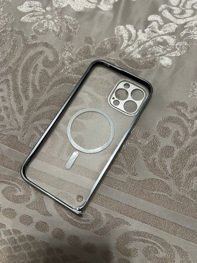 Продавам калъфи/case за Iphone 13 Pro Max