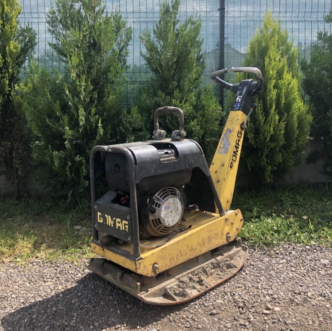 Inchiriez scule mai compactor rotopercutor demolator , pistol fier