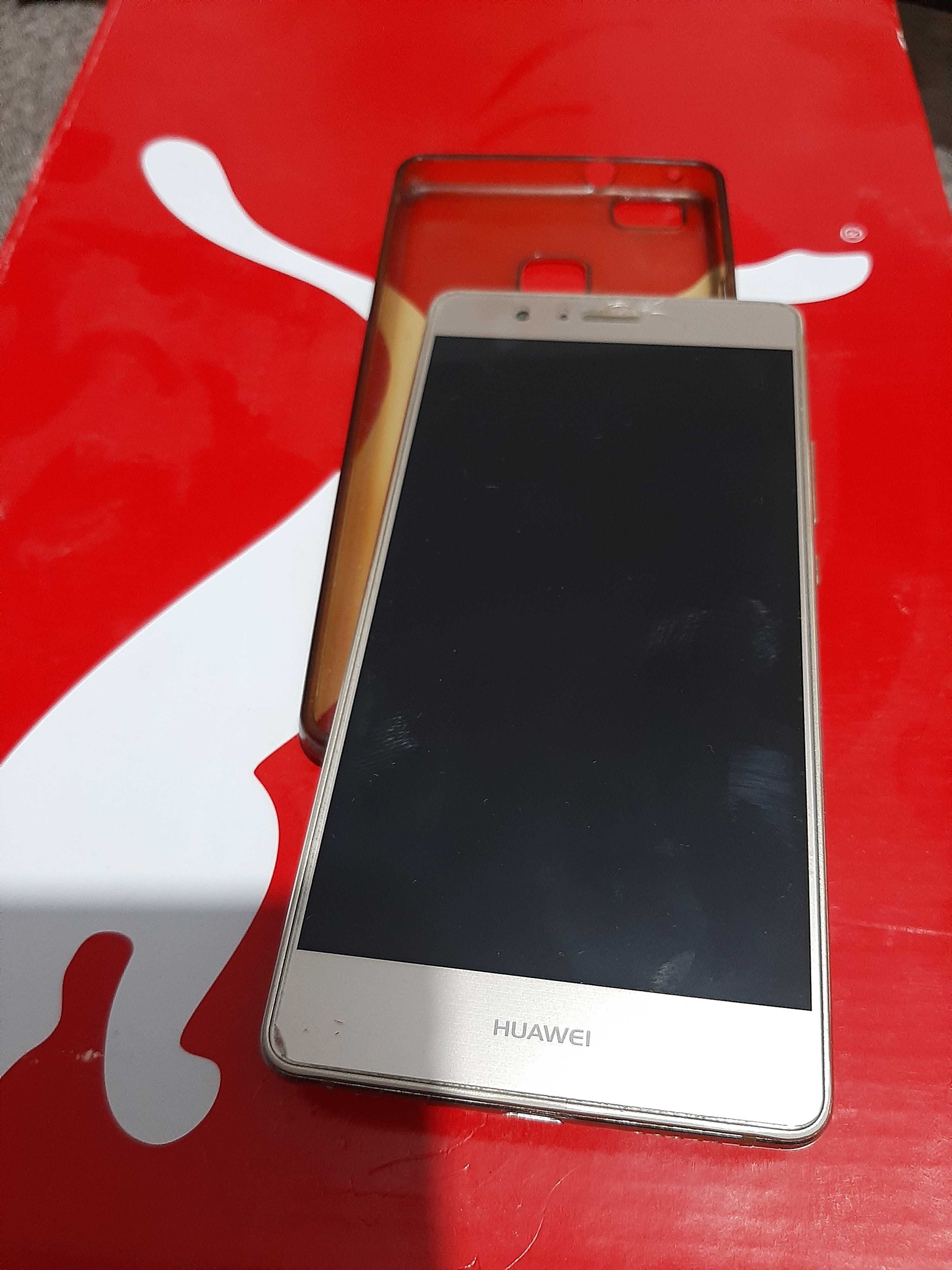 Продавам телефон huawei p9