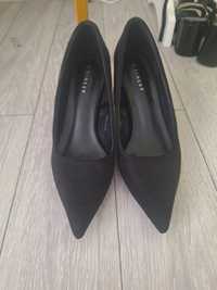 Vând pantofi noi-- Sinsay