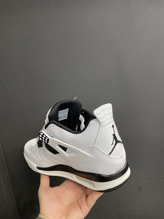 Vand Jordan 4 retro oxidized NOI!