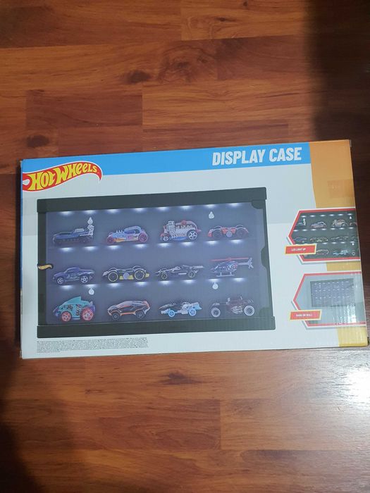 Витрина светеща за колички 1:64 Hot Wheels,Matchbox
