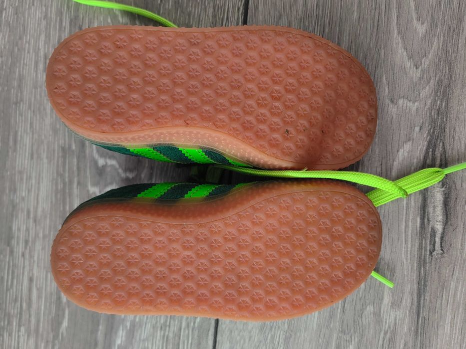 Adidași adidas gazele copii marimea 23