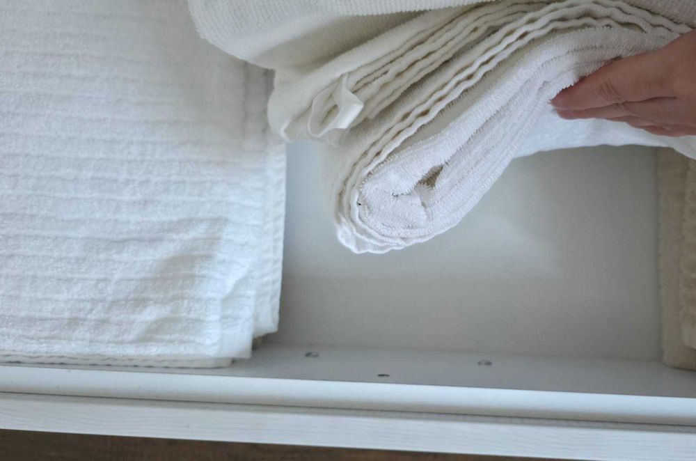 Скрин за спалня, ръчна изработка, като нов