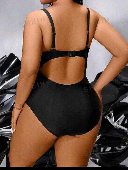 Дамски цял бански