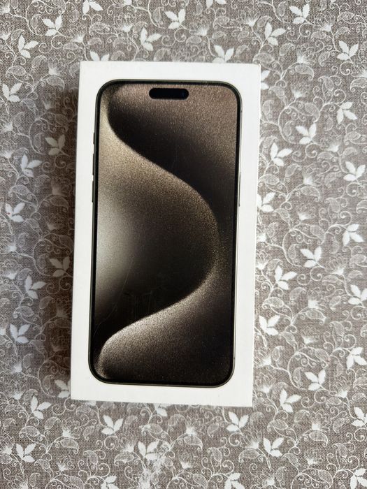 Продам айфон 15 про макс