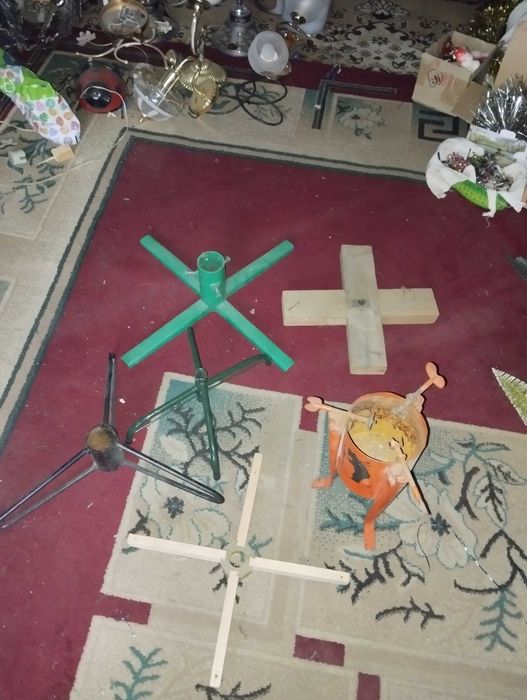 Подставка для елки